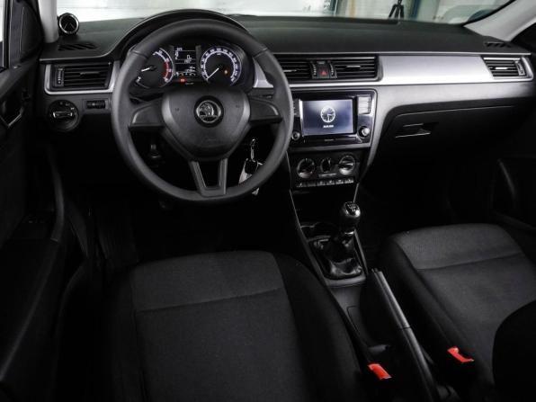 Skoda Rapid I Рестайлинг с пробегом 2019 года, цена 1 070 000 рублей, 112406 км, лифтбек, Автокод Объявления
