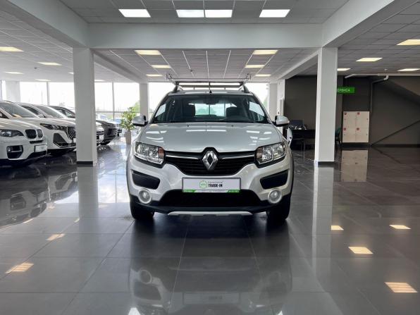Renault Sandero II с пробегом 2015 года, цена 1 065 000 рублей, 100430 км, хэтчбек, Автокод Объявления
