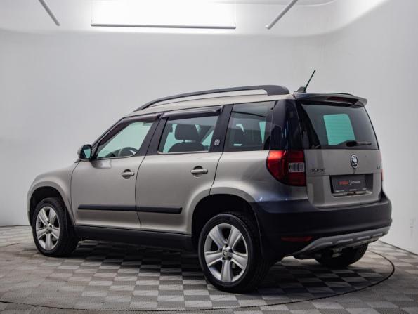Skoda Yeti I с пробегом 2012 года, цена 720 000 рублей, 235846 км, внедорожник, Автокод Объявления