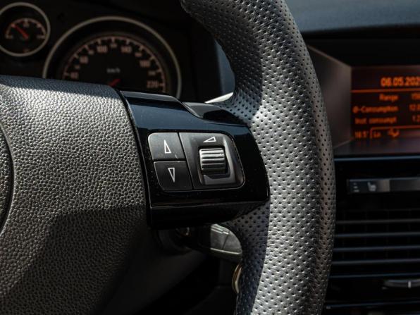 Opel Astra H Рестайлинг с пробегом 2011 года, цена 699 000 рублей, 224037 км, хэтчбек, Автокод Объявления