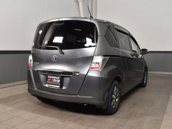 Honda Freed I Рестайлинг с пробегом 2012 года, цена 1 099 995 рублей, 118509 км, компактвэн, Автокод Объявления