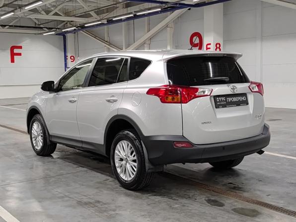Toyota RAV4 IV (XA40) с пробегом 2013 года, цена 1 730 000 рублей, 156701 км, внедорожник, Автокод Объявления