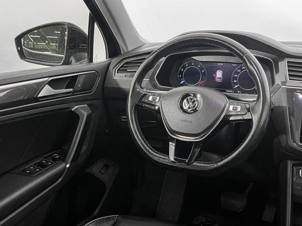 Volkswagen Tiguan II с пробегом 2018 года, цена 2 744 000 рублей, 143172 км, внедорожник, Автокод Объявления