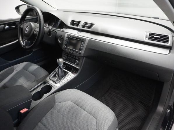 Volkswagen Passat B7 с пробегом 2011 года, цена 770 000 рублей, 289449 км, седан, Автокод Объявления
