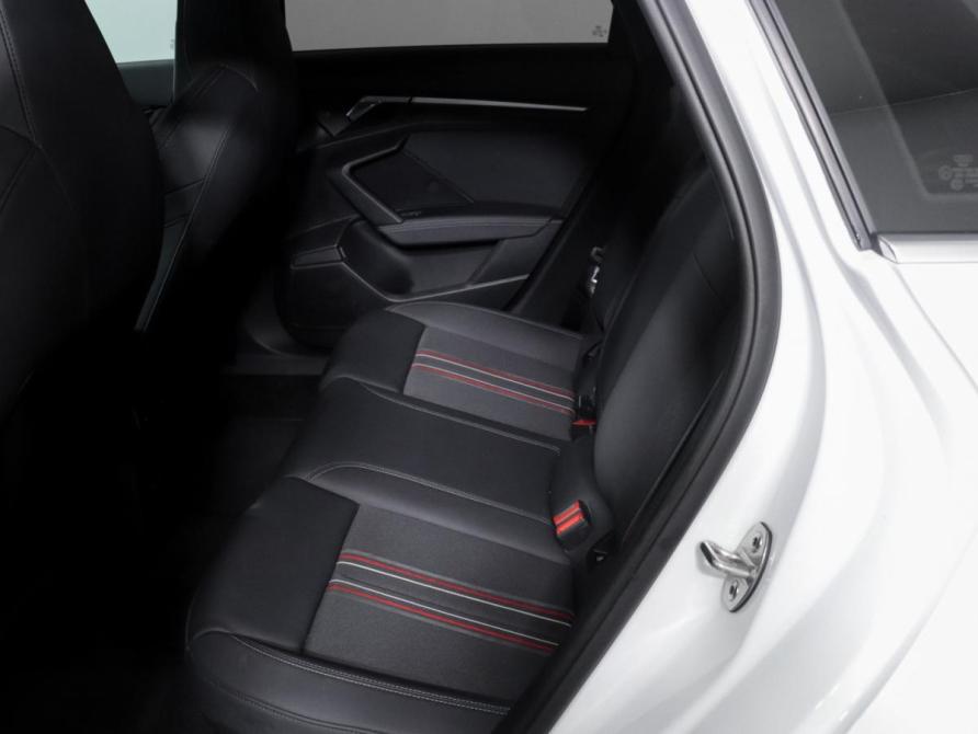 Audi A3 IV (8Y) Москва  - изображение 10