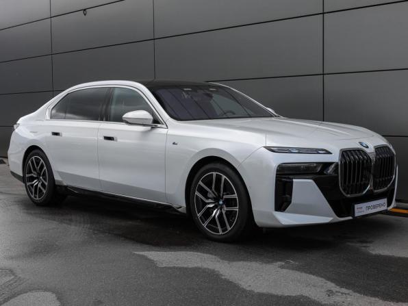BMW 7 серии VII (G70) с пробегом 2025 года, цена 13 980 000 рублей, 18704 км, седан, Автокод Объявления