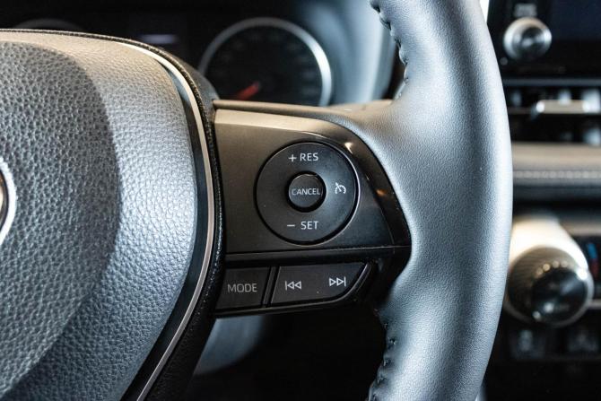 Toyota RAV4 V (XA50) с пробегом 2019 года, цена 2 964 000 рублей, 51248 км, внедорожник, Автокод Объявления