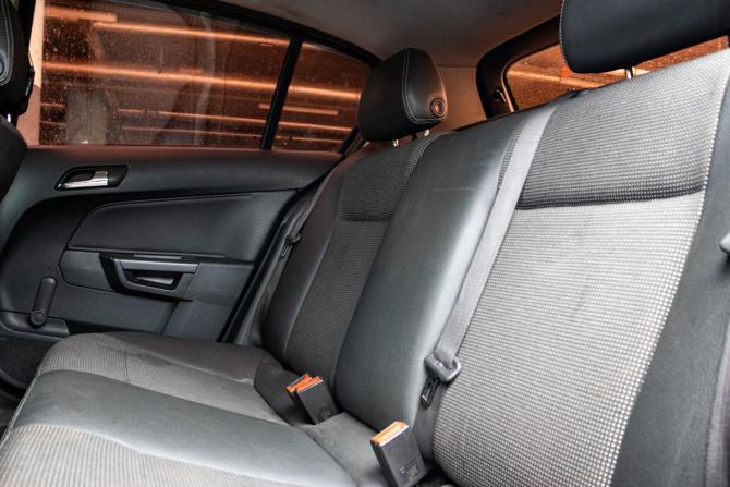 Opel Astra H Рестайлинг с пробегом 2010 года, цена 409 000 рублей, 297825 км, хэтчбек, Автокод Объявления