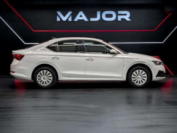 Skoda Octavia IV (A8) с пробегом 2021 года, цена 2 270 000 рублей, 76284 км, лифтбек, Автокод Объявления