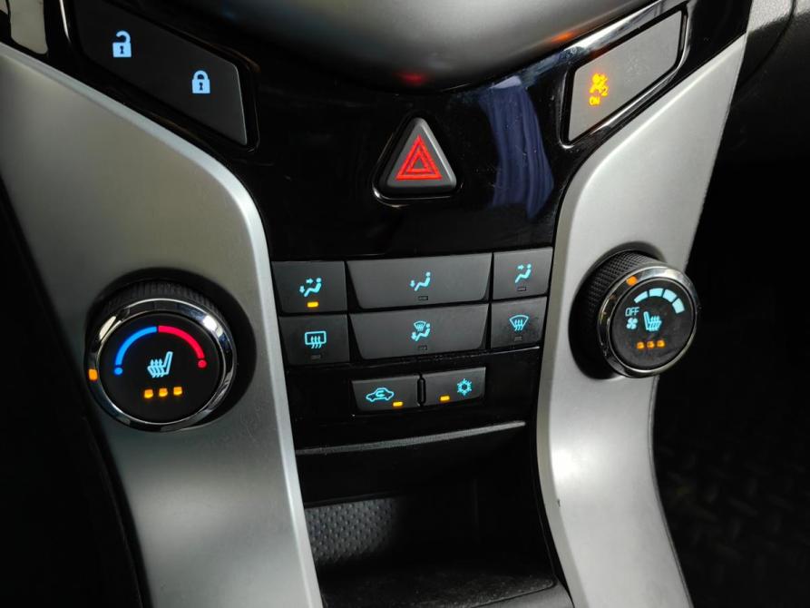Chevrolet Cruze I Москва  - изображение 18