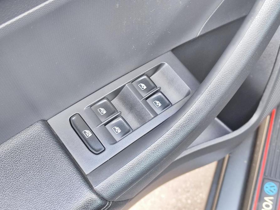 Volkswagen Polo VI Калуга  - изображение 9