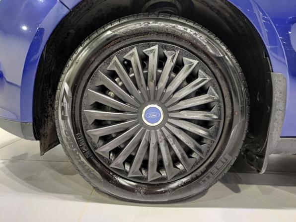 Ford Focus III с пробегом 2015 года, цена 850 000 рублей, 158461 км, седан, Автокод Объявления