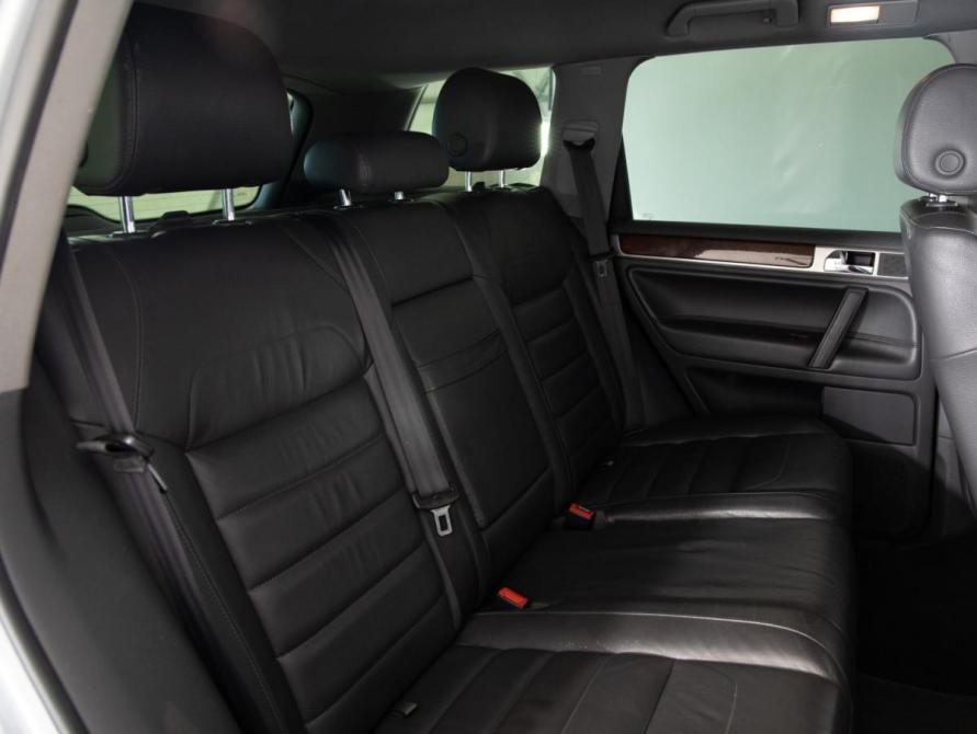 Volkswagen Touareg I Рестайлинг Санкт-Петербург  - изображение 13