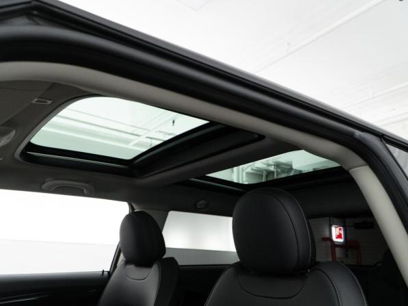 Mini Hatch III (F55/F56) Рестайлинг 2 с пробегом 2021 года, цена 3 374 810 рублей, 22714 км, хэтчбек, Автокод Объявления
