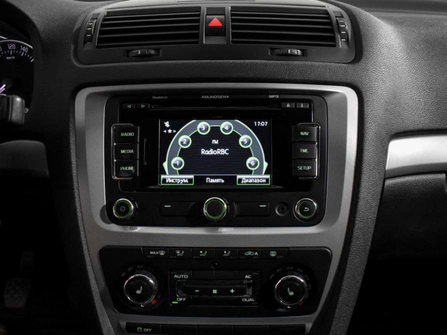 Skoda Octavia II (A5) Рестайлинг Санкт-Петербург  - изображение 16