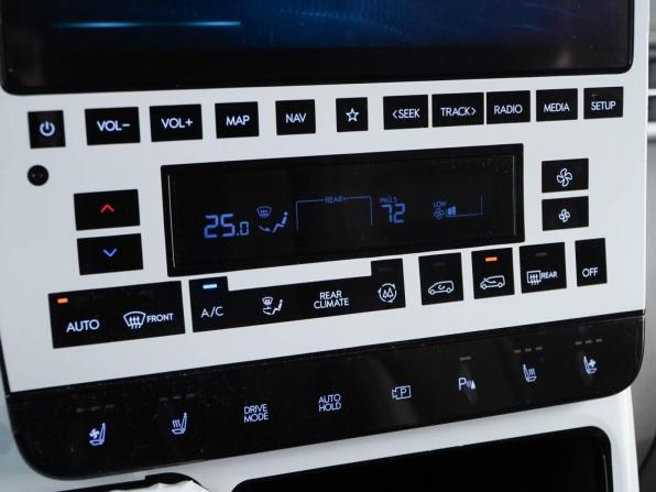 Hyundai Staria I с пробегом 2024 года, цена 7 288 888 рублей, 9520 км, минивэн, Автокод Объявления