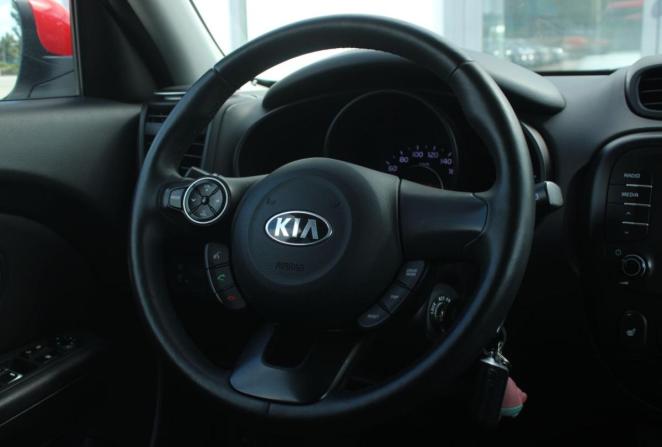 Kia Soul II Рестайлинг с пробегом 2017 года, цена 1 580 000 рублей, 82357 км, хэтчбек, Автокод Объявления