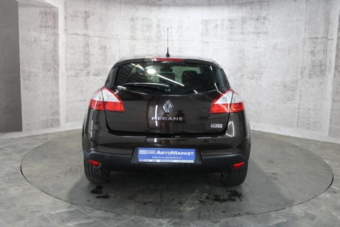 Renault Megane III Рестайлинг 2 с пробегом 2014 года, цена 989 000 рублей, 70788 км, хэтчбек, Автокод Объявления