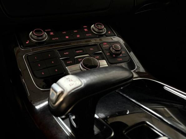 Audi A8 III (D4) с пробегом 2014 года, цена 2 139 900 рублей, 201111 км, седан, Автокод Объявления
