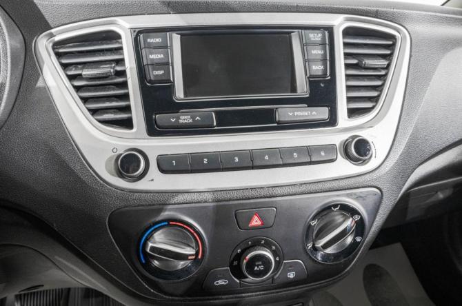 Hyundai Solaris II с пробегом 2019 года, цена 1 149 000 рублей, 150000 км, седан, Автокод Объявления