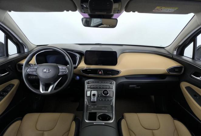 Hyundai Santa Fe IV Рестайлинг с пробегом 2021 года, цена 3 315 000 рублей, 129158 км, внедорожник, Автокод Объявления