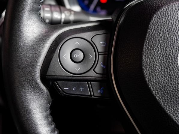 Toyota Corolla Cross I с пробегом 2023 года, цена 3 040 000 рублей, 32930 км, внедорожник, Автокод Объявления