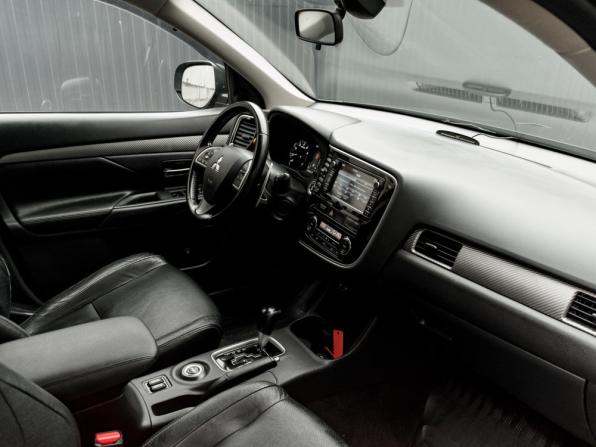 Mitsubishi Outlander III с пробегом 2013 года, цена 1 310 000 рублей, 278023 км, внедорожник, Автокод Объявления