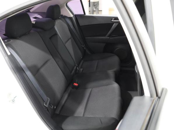 Mazda 3 II (BL) Рестайлинг с пробегом 2012 года, цена 1 229 000 рублей, 128356 км, седан, Автокод Объявления