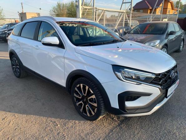 Lada (ВАЗ) Vesta I Рестайлинг (NG) с пробегом 2024 года, цена 1 571 383 рубля, 26844 км, универсал, Автокод Объявления