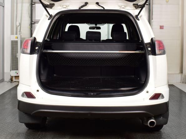 Toyota RAV4 IV (XA40) Рестайлинг с пробегом 2016 года, цена 2 399 995 рублей, 166860 км, внедорожник, Автокод Объявления
