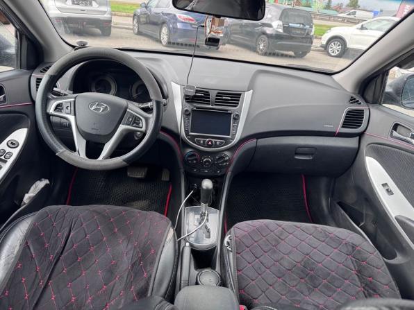 Hyundai Solaris I с пробегом 2012 года, цена 800 000 рублей, 147138 км, седан, Автокод Объявления