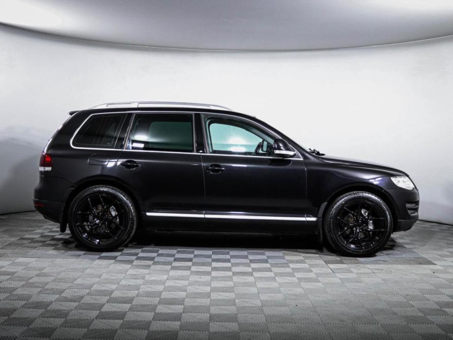 Volkswagen Touareg I Рестайлинг Москва  - изображение 4