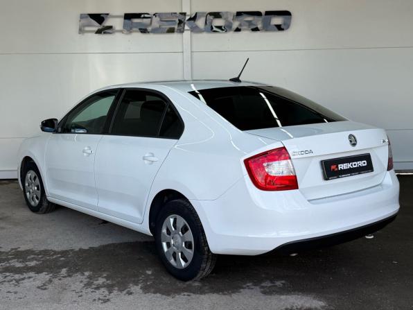 Skoda Rapid I Рестайлинг с пробегом 2017 года, цена 1 249 000 рублей, 84500 км, лифтбек, Автокод Объявления