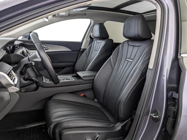 Hongqi H5 II с пробегом 2024 года, цена 2 600 000 рублей, 67918 км, седан, Автокод Объявления