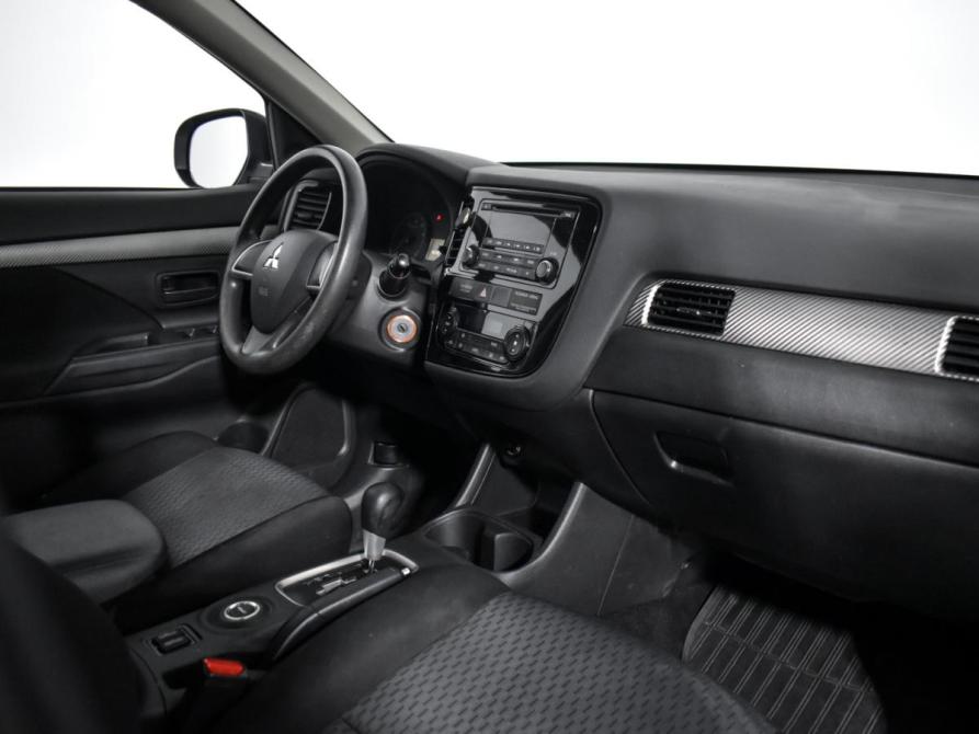 Mitsubishi Outlander III Санкт-Петербург  - изображение 12