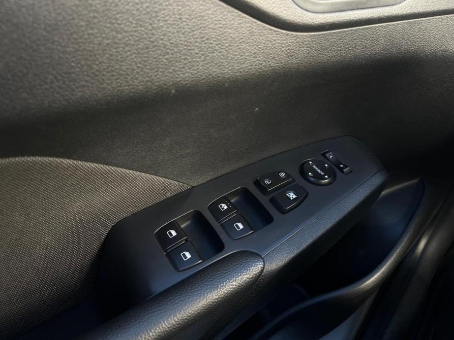 Hyundai Solaris II Санкт-Петербург  - изображение 15