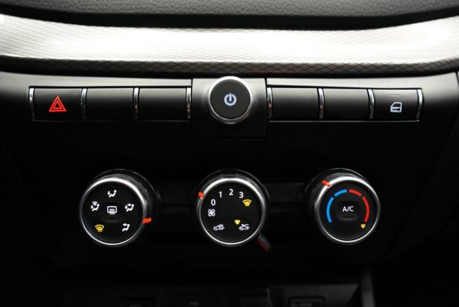 Lada (ВАЗ) Vesta I Рестайлинг (NG) с пробегом 2024 года, цена 1 444 000 рублей, 100000 км, универсал, Автокод Объявления
