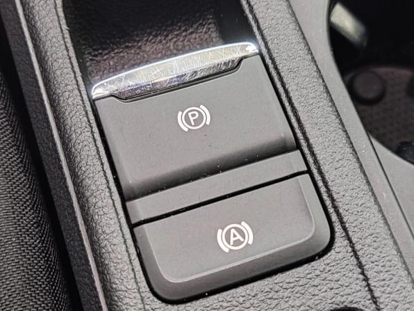Skoda Octavia IV (A8) с пробегом 2021 года, цена 2 370 000 рублей, 181500 км, лифтбек, Автокод Объявления