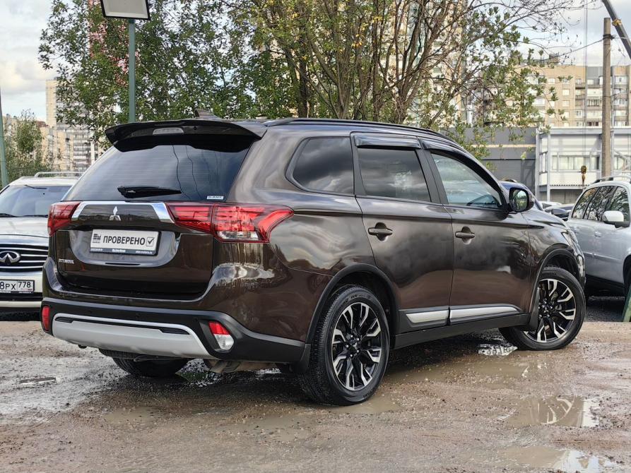 Mitsubishi Outlander III Рестайлинг 3 Санкт-Петербург  - изображение 6