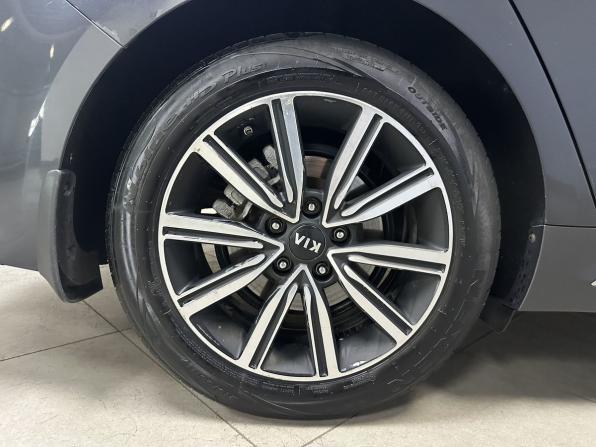 Kia Optima IV Рестайлинг с пробегом 2018 года, цена 1 659 000 рублей, 135837 км, седан, Автокод Объявления