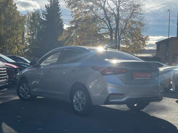 Hyundai Solaris II с пробегом 2018 года, цена 1 249 000 рублей, 116000 км, седан, Автокод Объявления