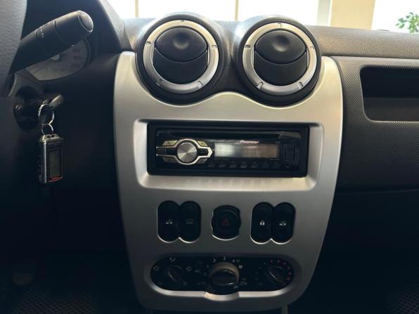 Renault Logan I Рестайлинг с пробегом 2012 года, цена 450 000 рублей, 234000 км, седан, Автокод Объявления
