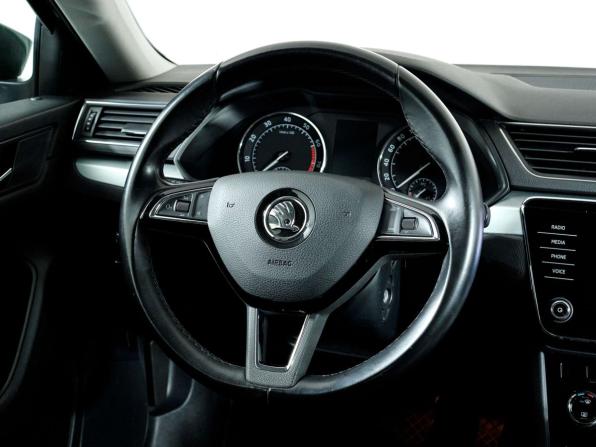 Skoda Superb III с пробегом 2018 года, цена 1 948 000 рублей, 117948 км, лифтбек, Автокод Объявления