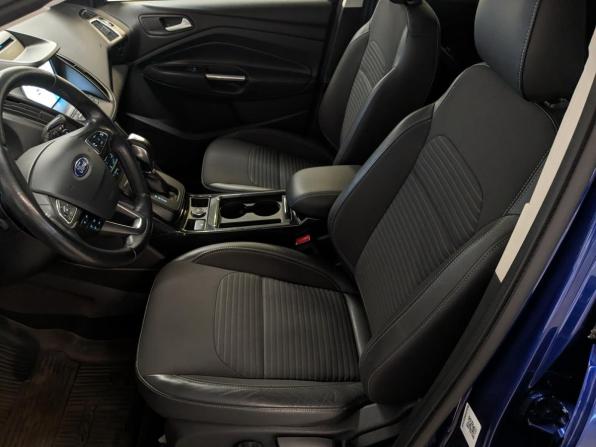 Ford Kuga II Рестайлинг с пробегом 2017 года, цена 1 770 000 рублей, 93801 км, внедорожник, Автокод Объявления