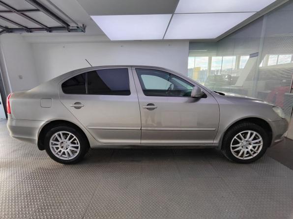 Skoda Octavia II (A5) Рестайлинг с пробегом 2012 года, цена 1 015 000 рублей, 145800 км, лифтбек, Автокод Объявления