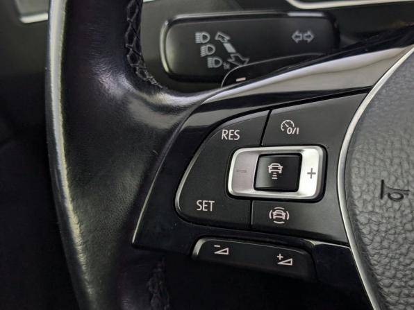 Volkswagen Tiguan II с пробегом 2020 года, цена 2 745 000 рублей, 146873 км, внедорожник, Автокод Объявления