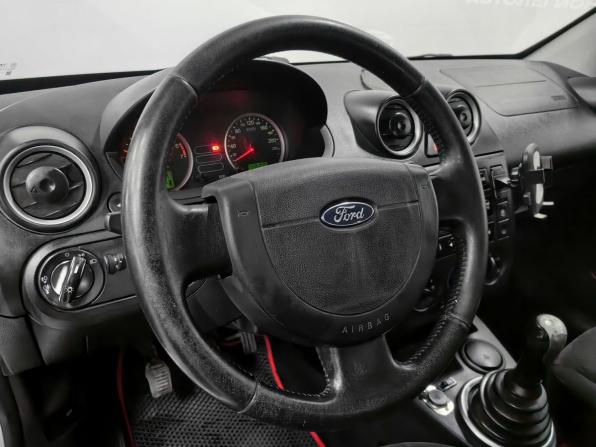 Ford Fiesta Mk5 с пробегом 2005 года, цена 380 000 рублей, 345336 км, хэтчбек, Автокод Объявления