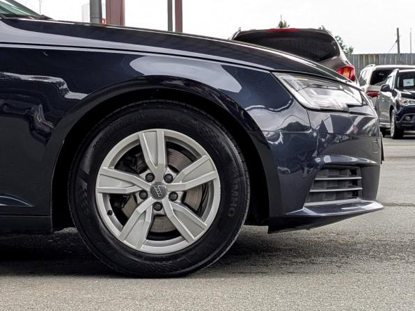 Audi A4 V (B9) с пробегом 2018 года, цена 1 944 900 рублей, 221000 км, универсал, Автокод Объявления