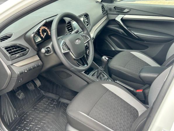 Lada (ВАЗ) Vesta I Рестайлинг (NG) с пробегом 2023 года, цена 1 350 000 рублей, 8923 км, седан, Автокод Объявления