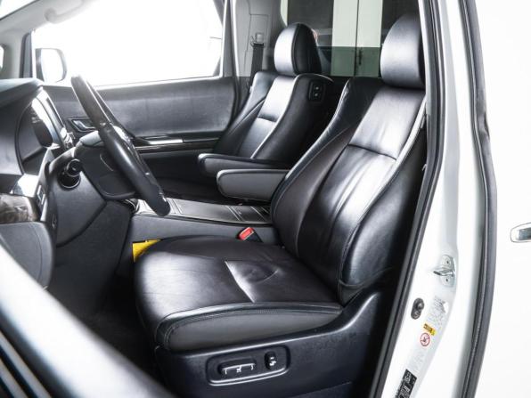 Toyota Alphard II с пробегом 2013 года, цена 2 989 000 рублей, 373002 км, минивэн, Автокод Объявления